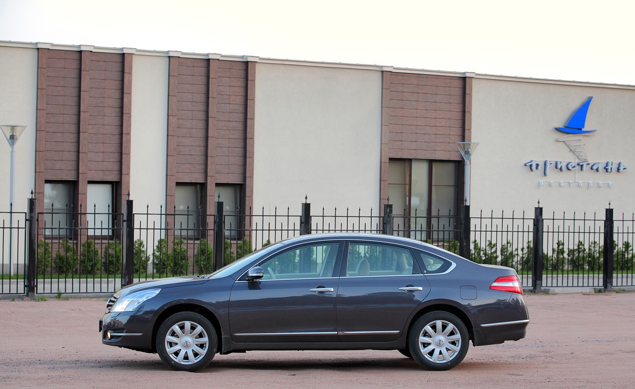 Nissan Teana 4WD 2010 1280x800 015 www.autoportal pro